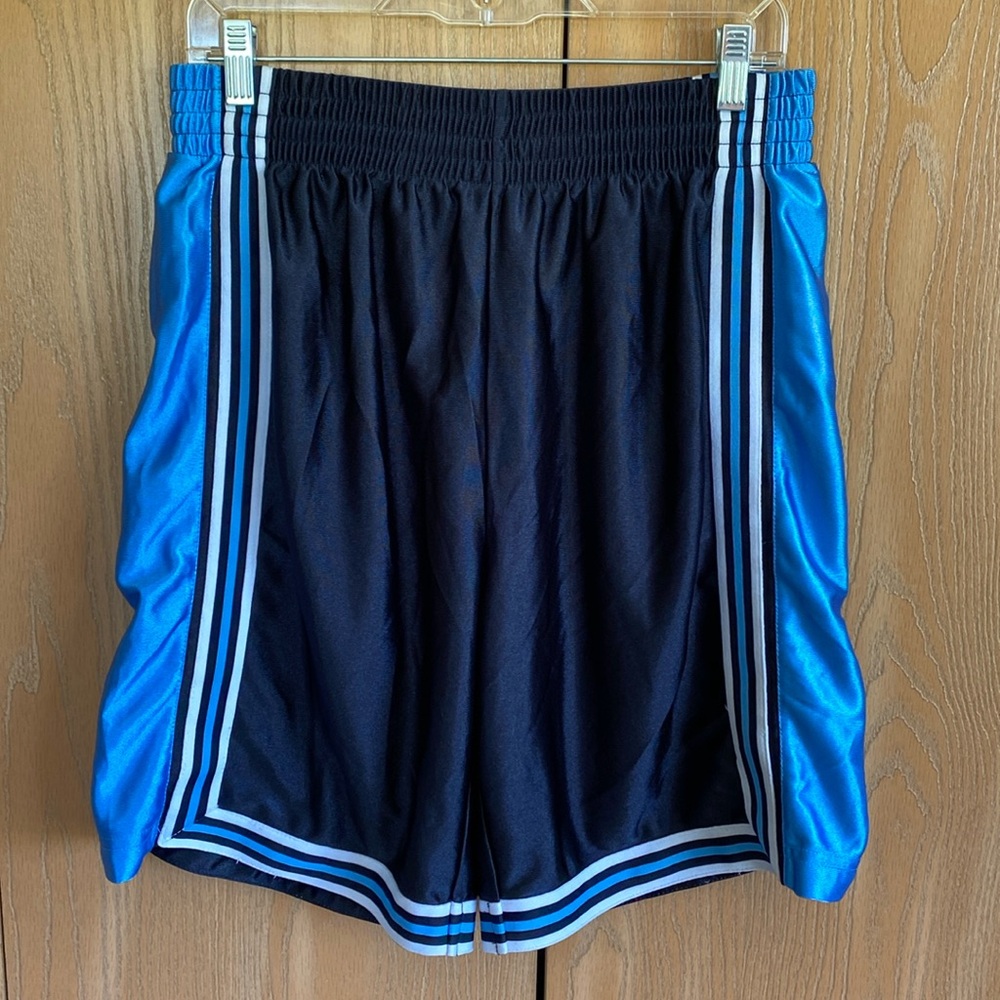 Tek Gear men’s basketball shorts